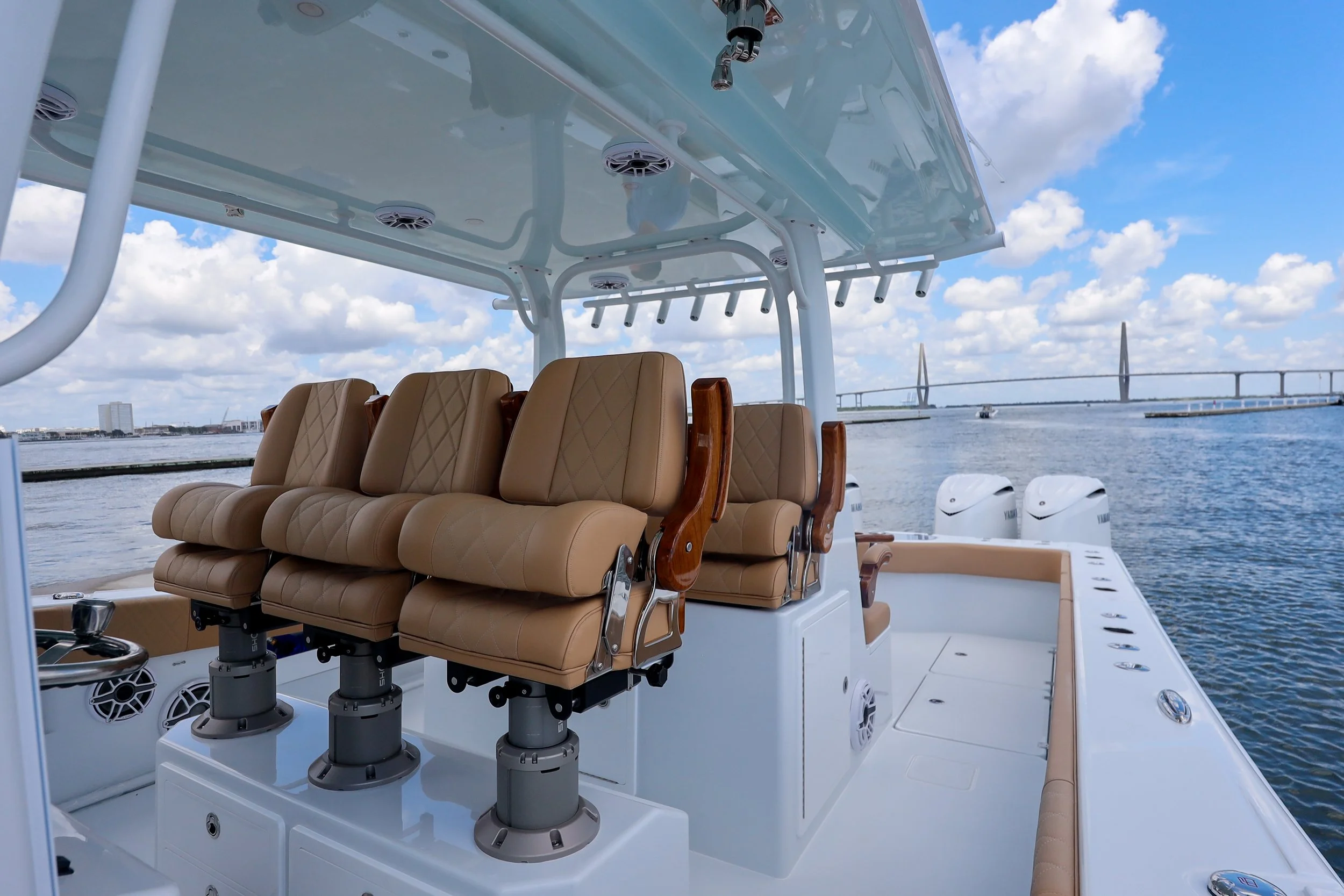 HELM SEATING