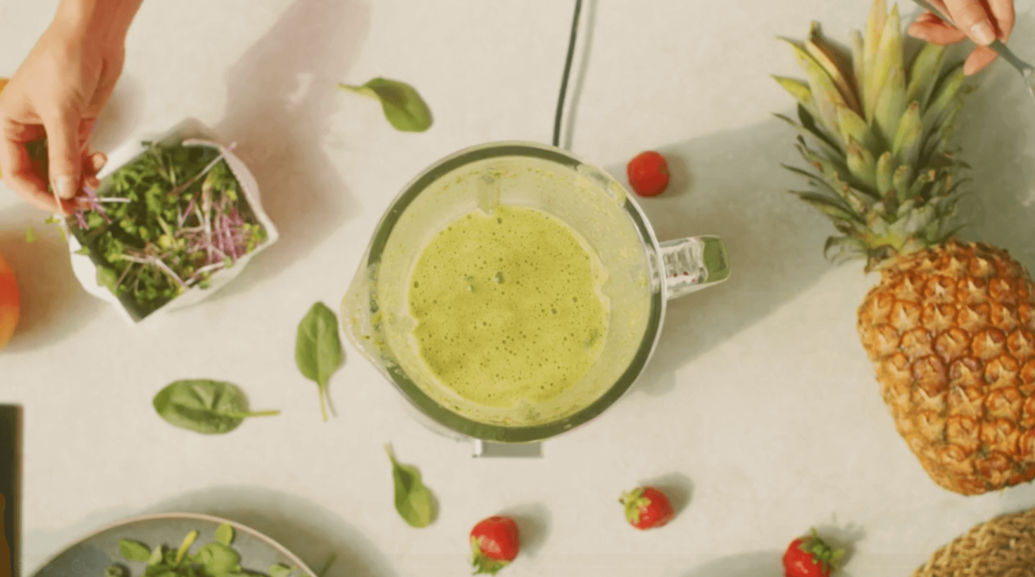 MPM Homepage Video Lemon Peach Smoothie8.png