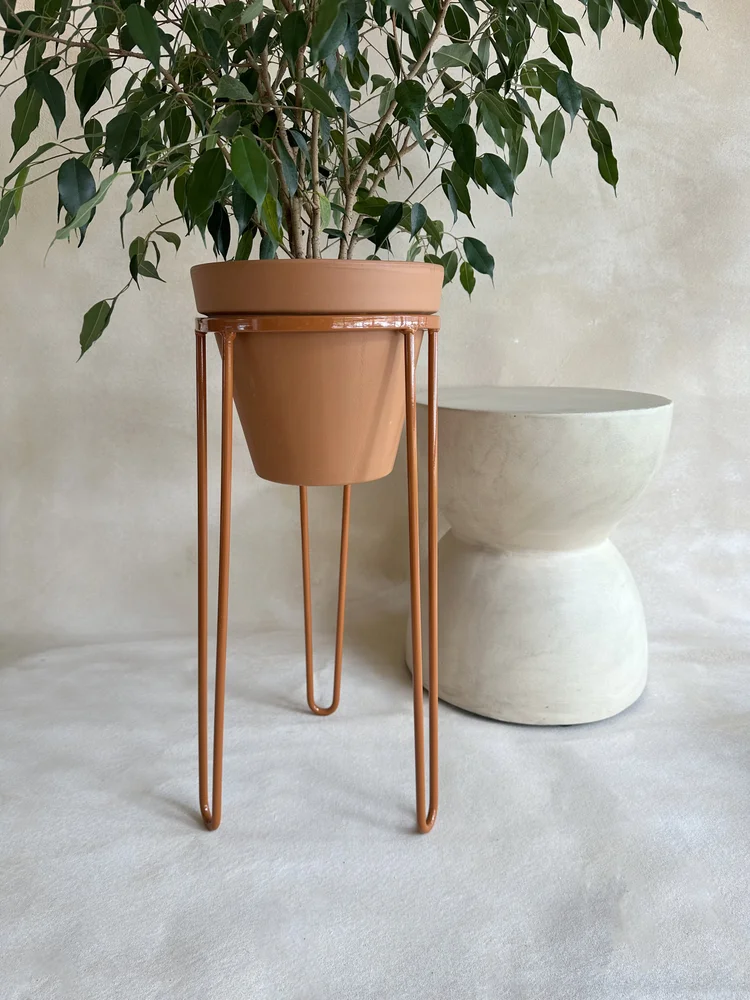 Welded Hairpin Plant Stand With Pot- Terracotta  Innerspacism