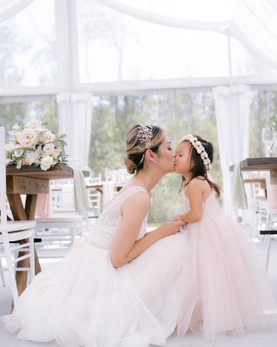 Happy Easter Monday! This wedding is giving me all the bright spring, and Easter pastel vibes I'm craving after this grey dreary weekend we just had. But also I can't get enough of J&amp;G's little mini!! She's just the cutest all dressed up, and coo