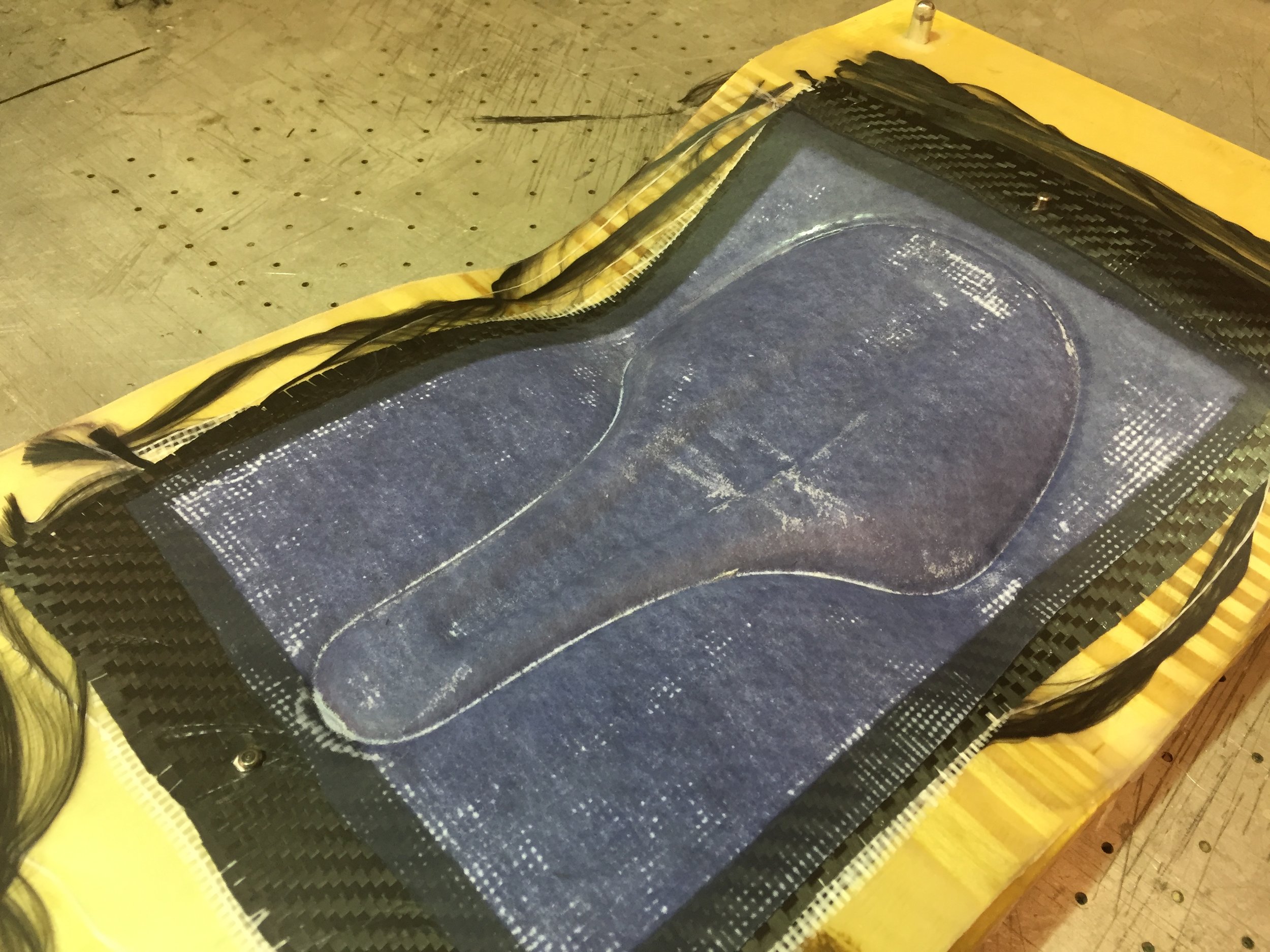 Compression molded carbon fiber part