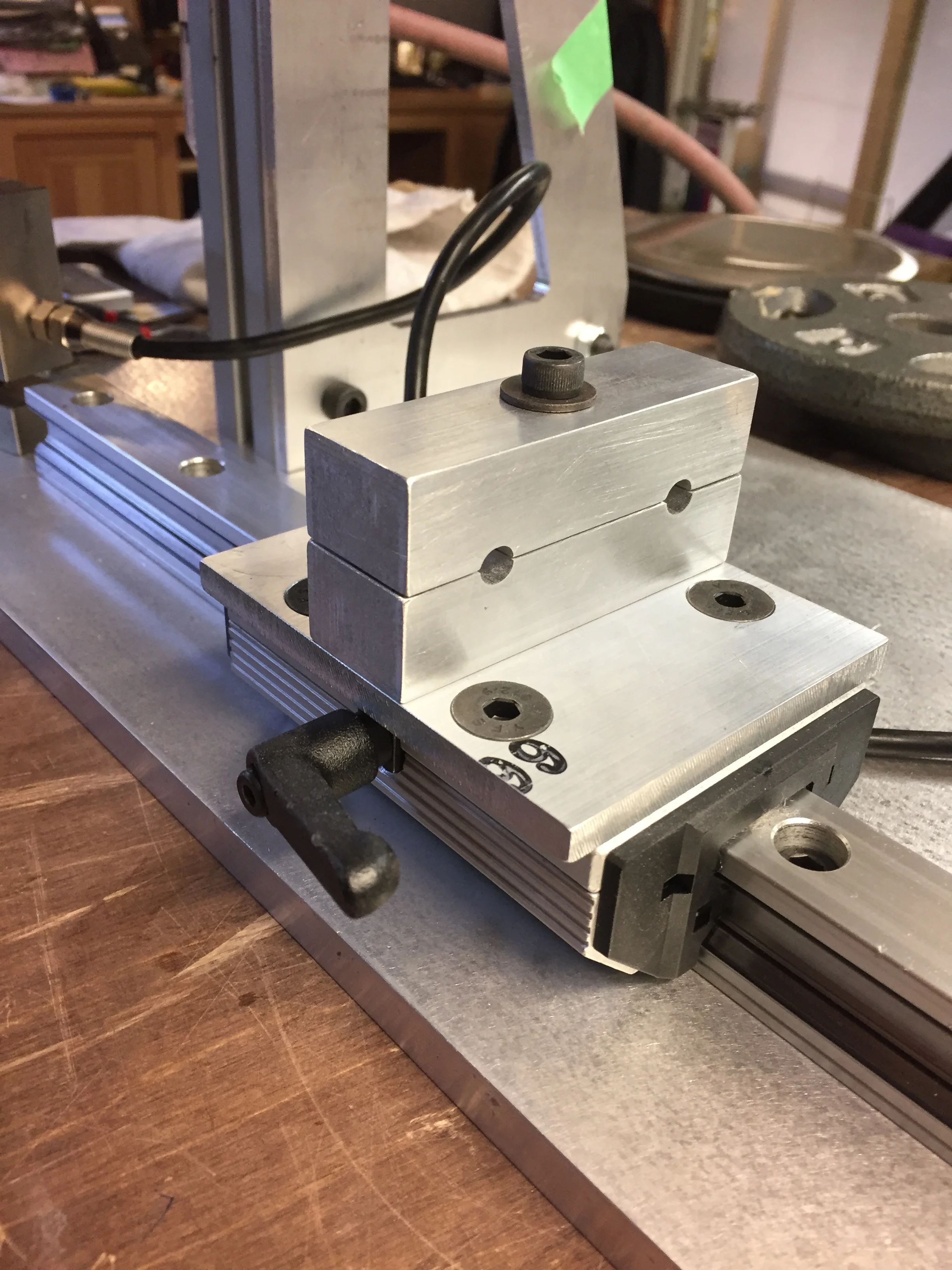Rail testing jig