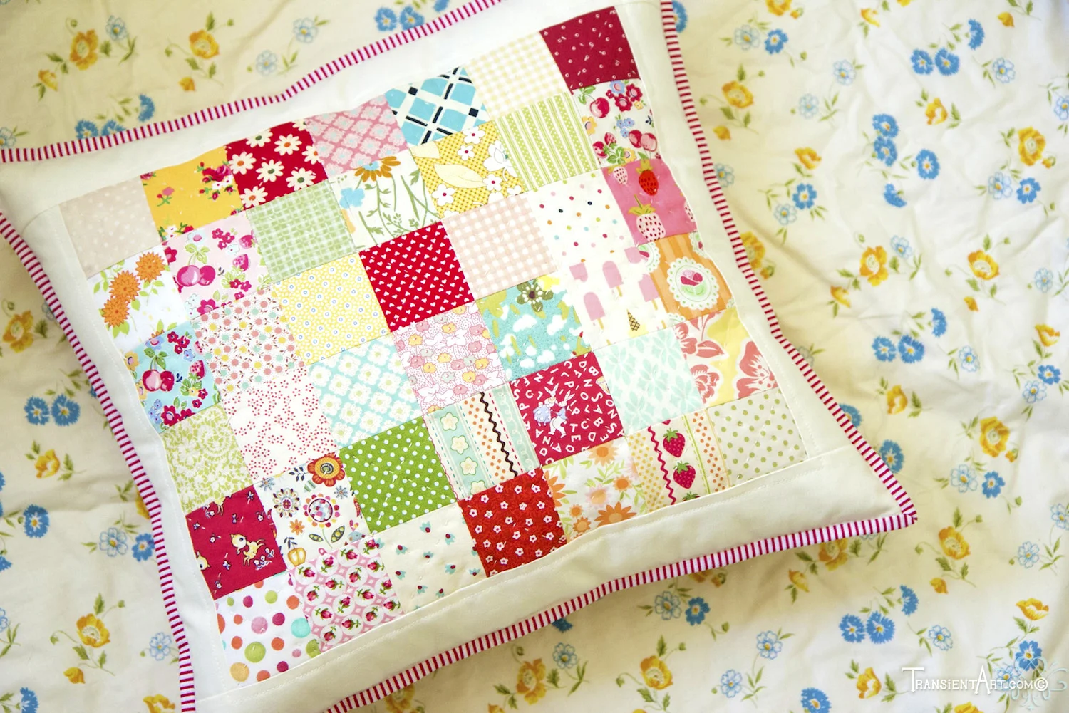 Patchwork_-Pillow_28_WM1.jpg