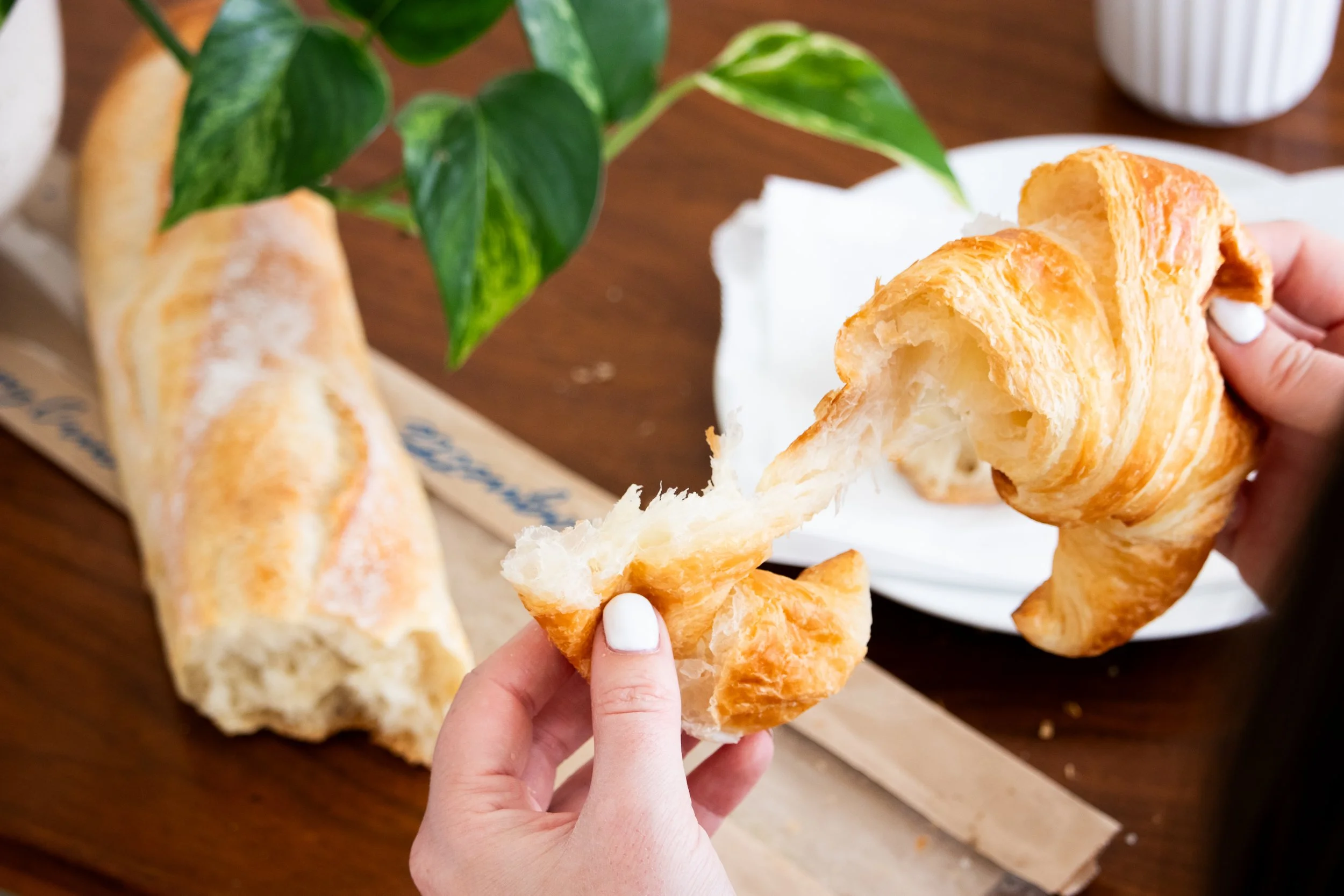 CroissantAndBaguette2.jpg
