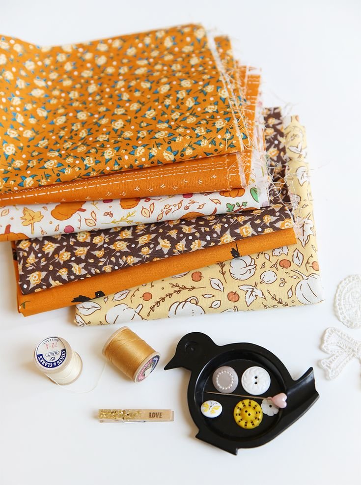 Calico Crow Fabric3.jpg