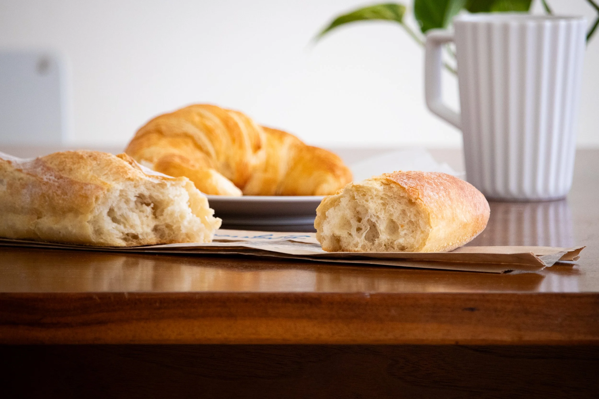 CroissantAndBaguette1.jpg