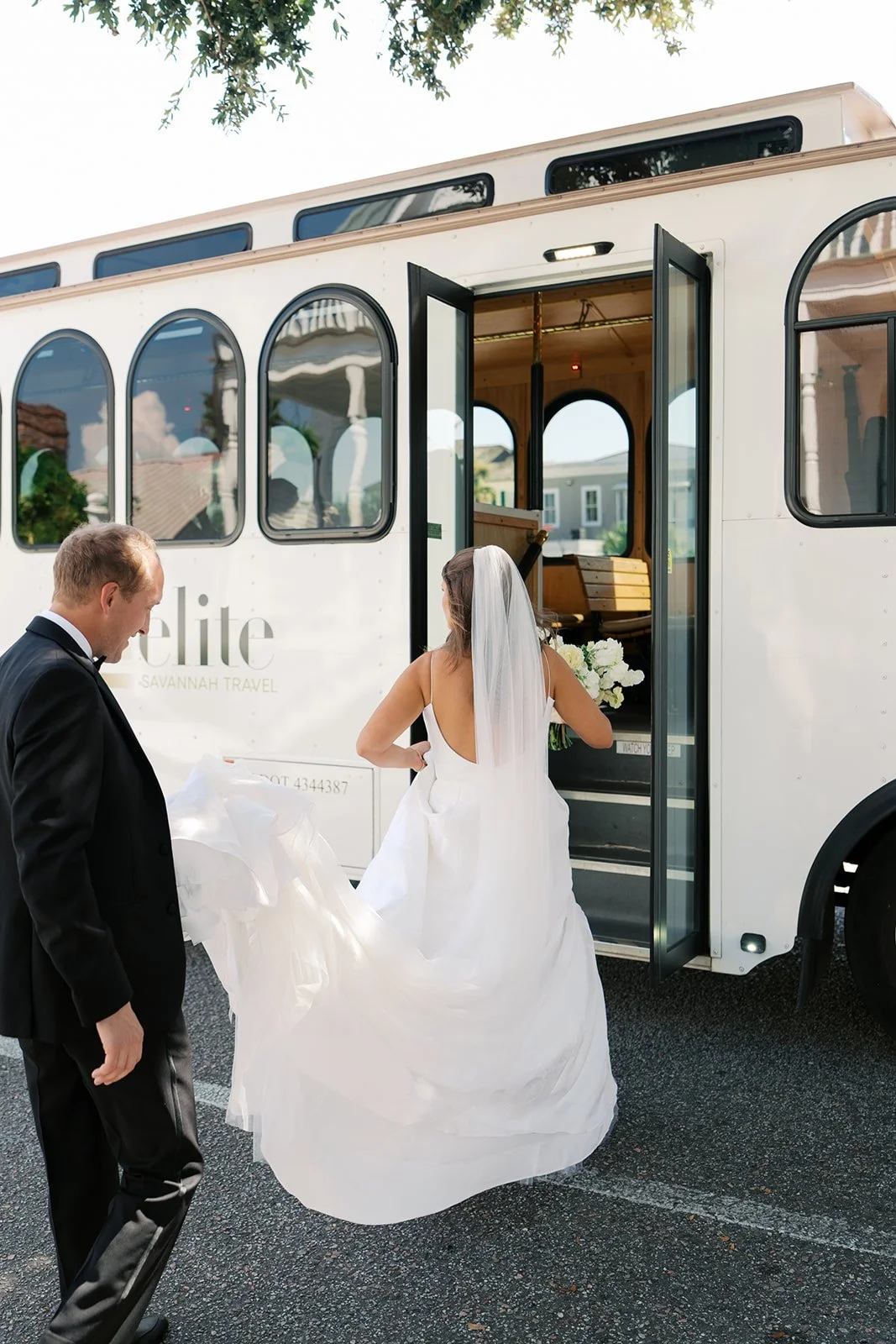 TrefsgarWedding-b&g-81_websize.jpg