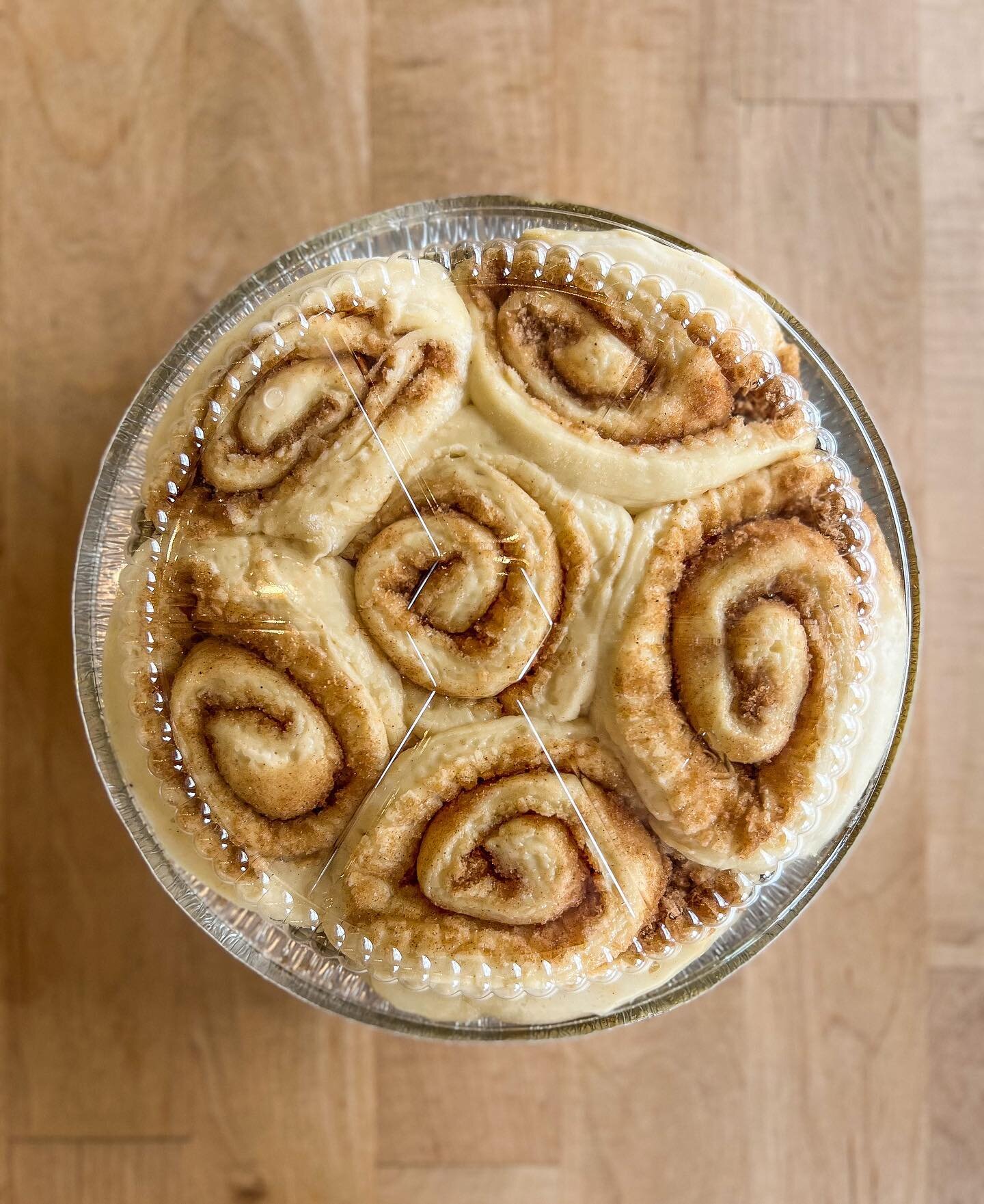 Our 6 pack of cinnamon rolls are available again to pre-order for Mother&rsquo;s Day weekend! 

If you want to get major points, add on a fresh flower bouquet made by @toadstool.flowerclub 💐

Make sure to order by this Wednesday!