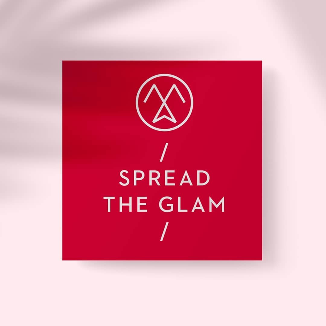 SPREAD THE GLAM

@menschenanziehen 

#graphicdesign #printdesign #printisnotdead #femalefounders #branding #brandingdesign #identitydesign #design #creative