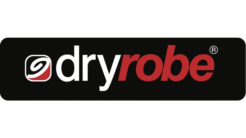 Dryrobe Logo.jpg