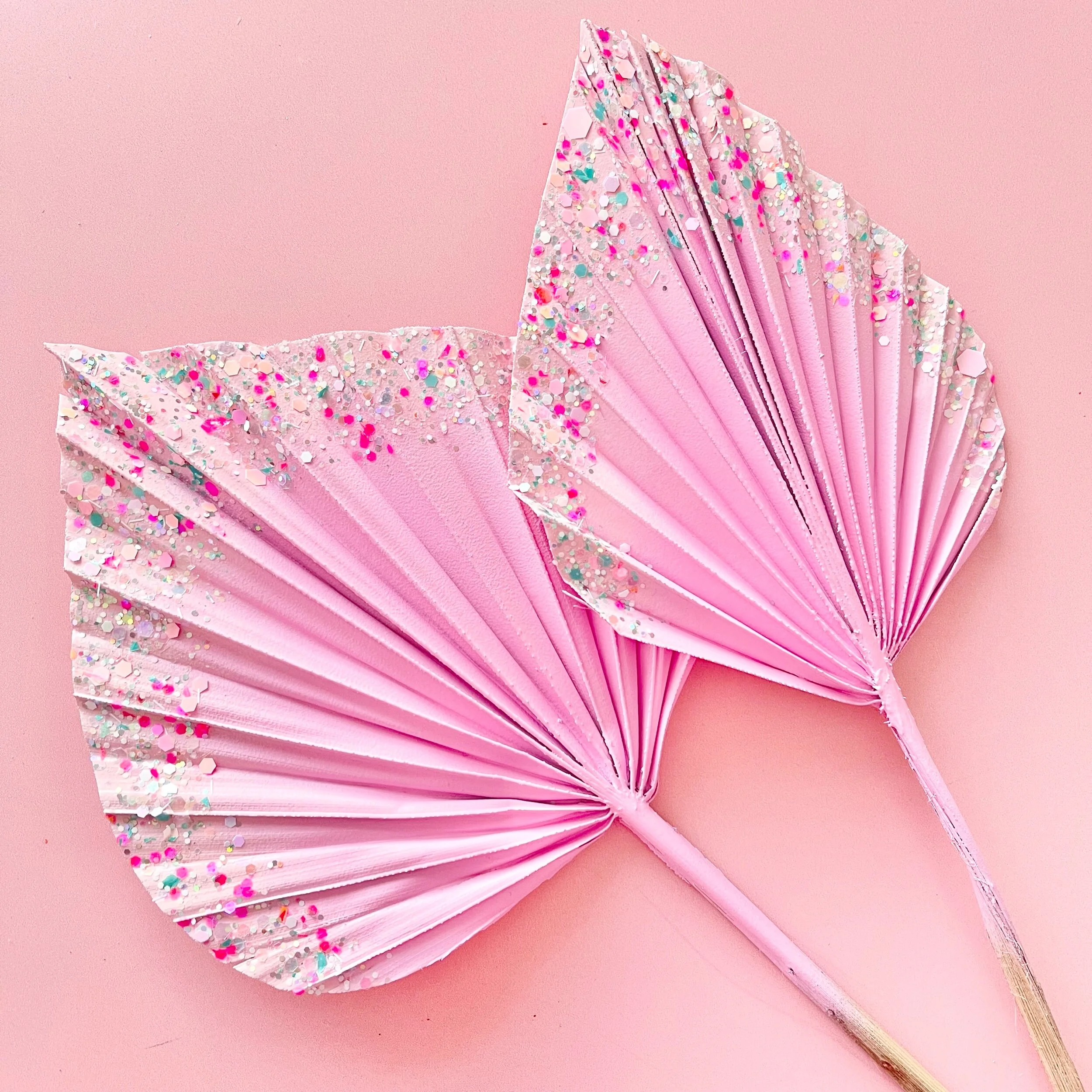 04D37F5C-5A08-45D6-9BD0-965D40370856