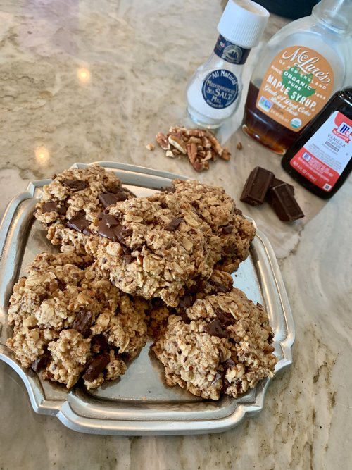 Pecan, Oat &amp; Dark Choc Chunk Cookies (gluten free/vegan) 