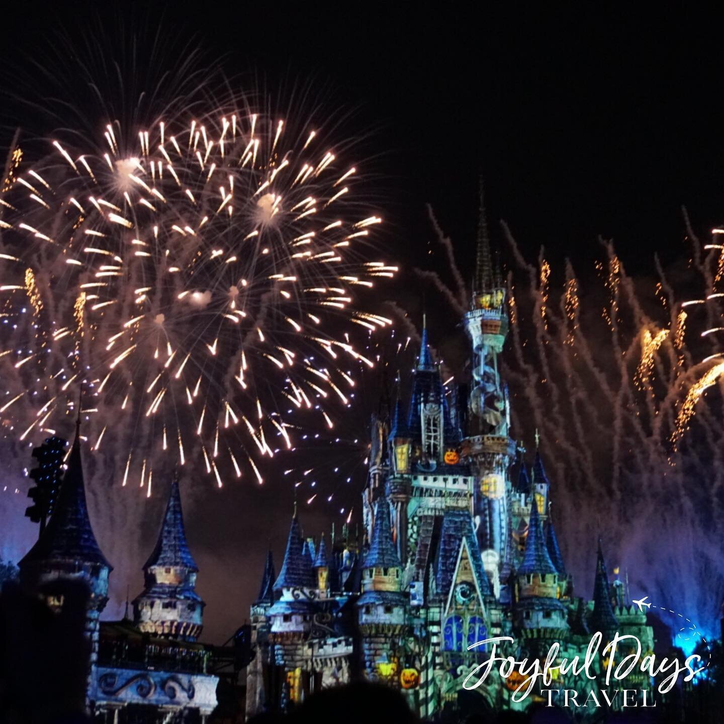 Happy Halloween! Here&rsquo;s a throwback to last month where we were able to enjoy the wonderful fireworks show at Mickey&rsquo;s Not So Scary Halloween Party! 
Are you dressing up today? We would love to see or hear about your costume!