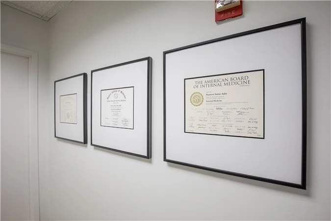 512 PICS DIPLOMAS.jpg