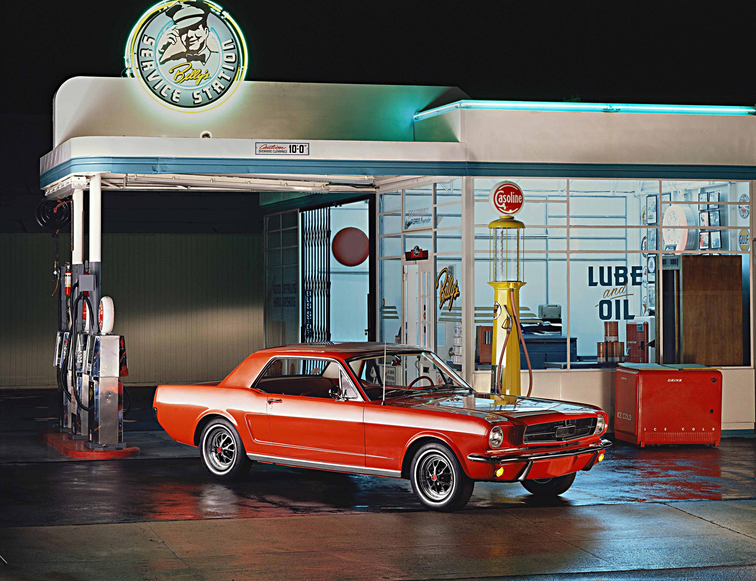 Roadside.American Gas Station_edited-min.jpg