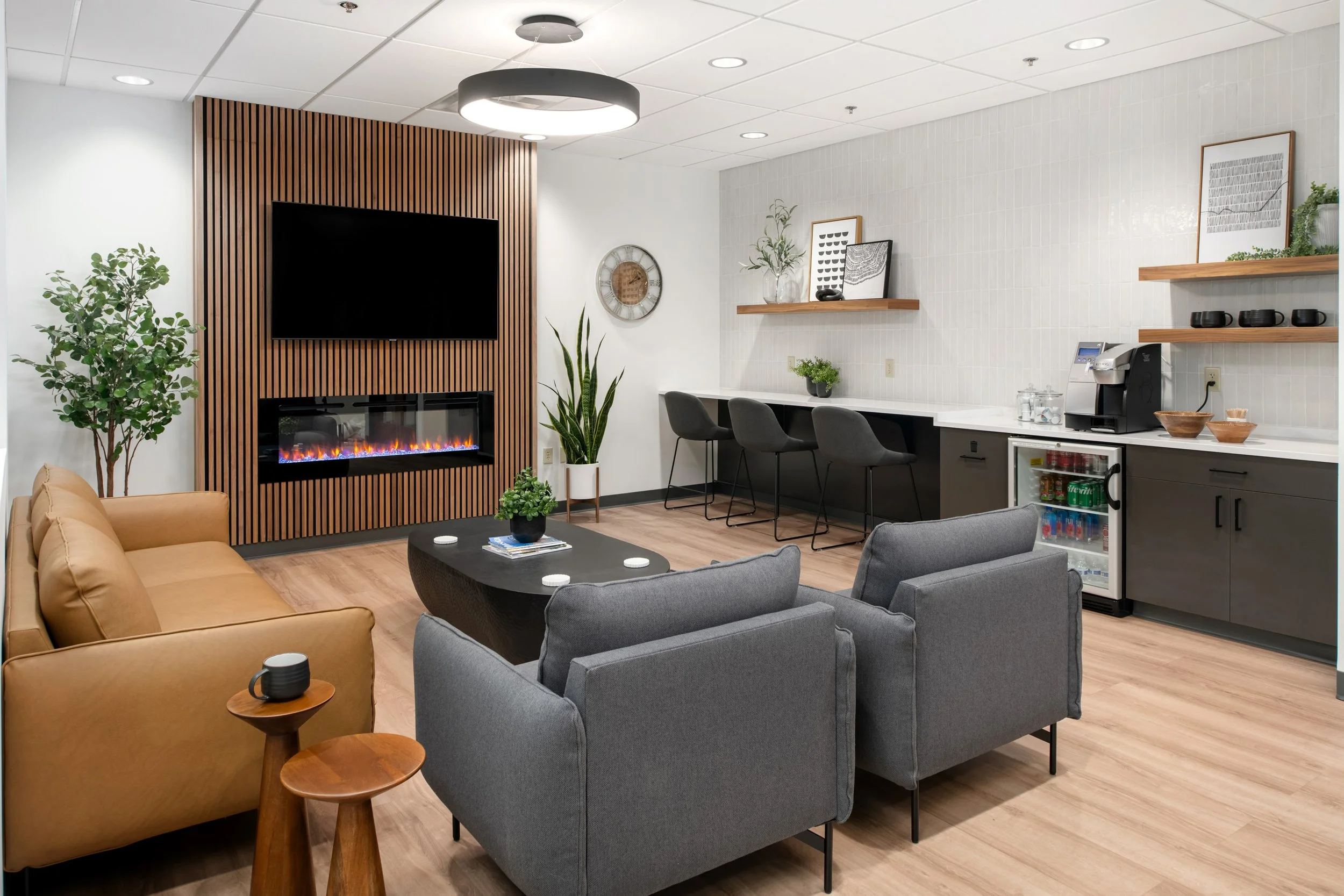 3600_minnesota_SIENNA_LYNN_STUDIO_081624_HCP_005.jpg