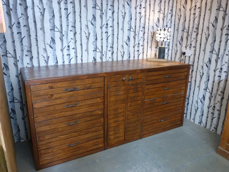 Bedroom storage unit.JPG