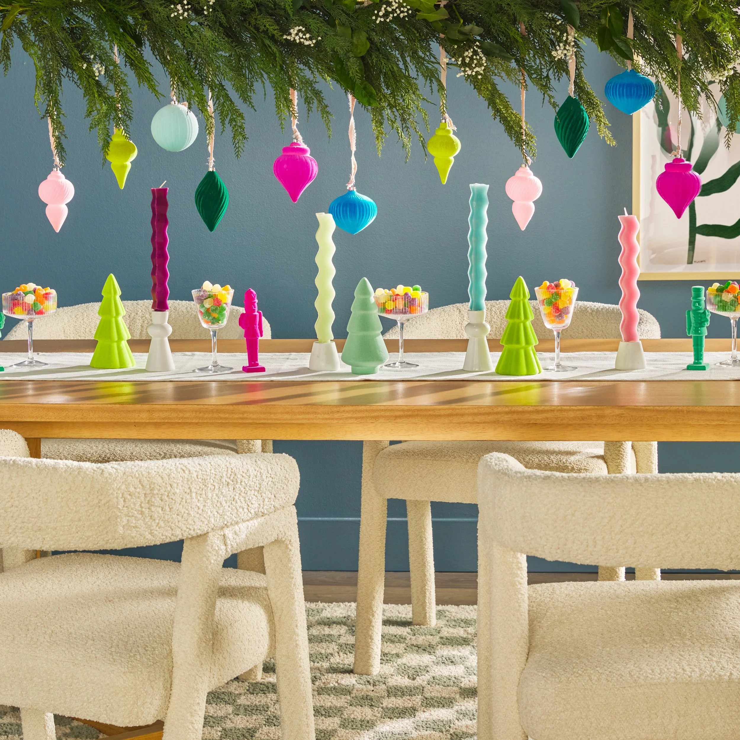 Winter DTC Dining_DTC_1x1_01.jpg