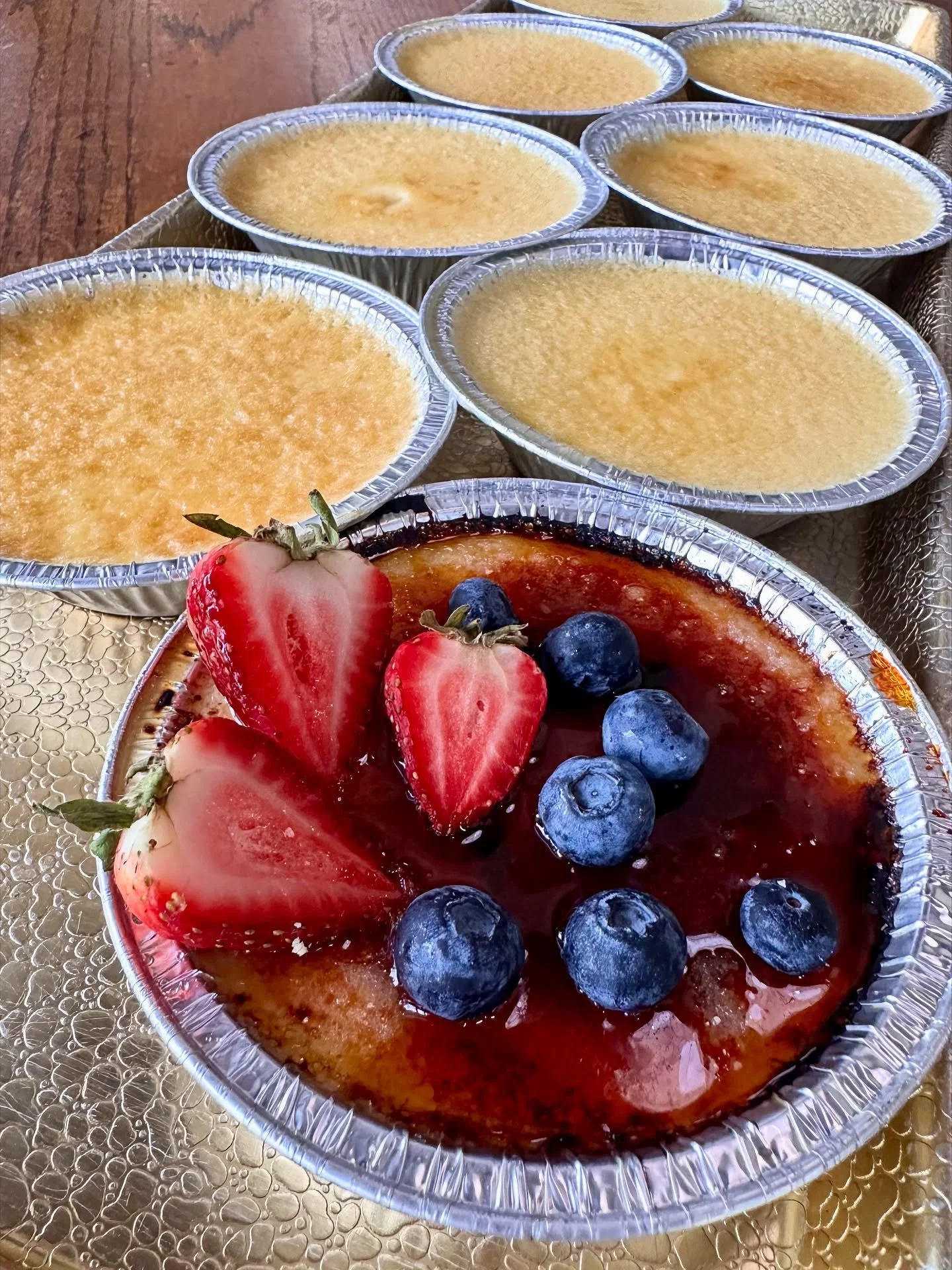 ✨ Cr&egrave;me br&ucirc;l&eacute;e dreams ✨ 

Our handcrafted classic is the perfect mix of silky smooth custard + that irresistible caramelized sugar crunch 🔥😍 Always made from scratch&hellip; and always the first to sell out! Don&rsquo;t wait too