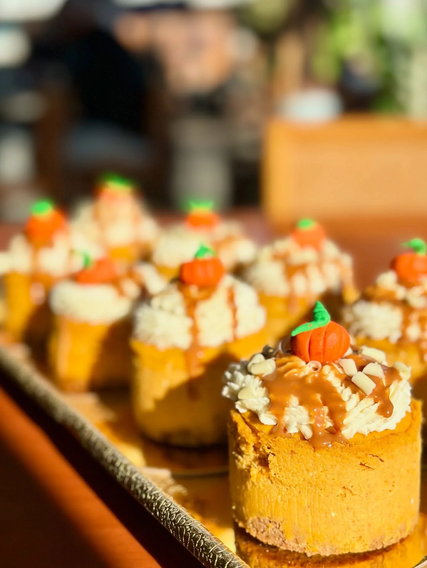 🍂✨ The season has arrived&hellip; 
Mayra&rsquo;s Pumpkin Cheesecake is here!!!

Rich, velvety, and baked from scratch with care &mdash; this decadent dessert graces our menu only once a year 🍁 

A taste of autumn you won&rsquo;t want to miss 🧡

#p