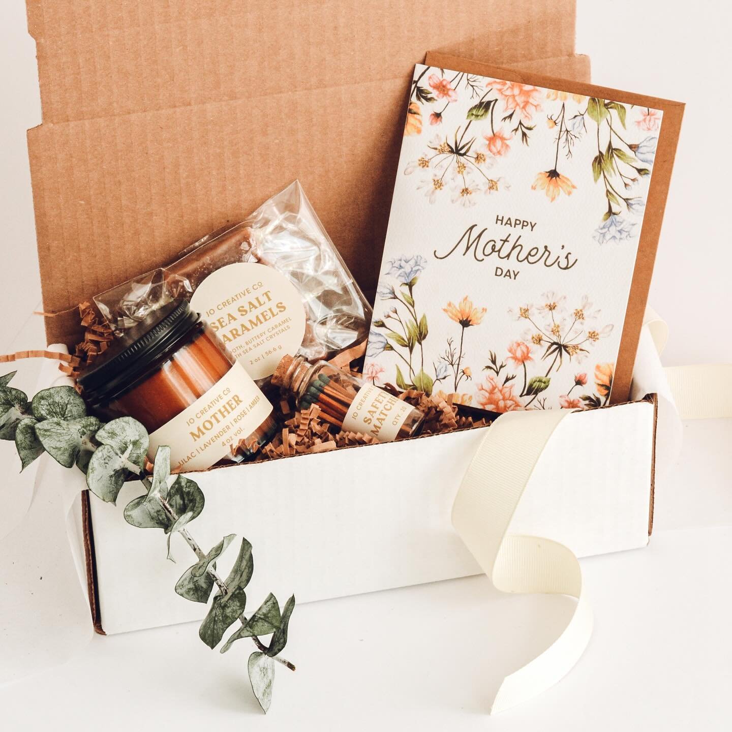 Mother&rsquo;s Day Gift Boxes // Pre-orders now open

Made especially for the mother&rsquo;s in your life! Treat them with a gift box including all their favourites. Personalize your Mother&rsquo;s Day gift box by selecting your own card, and the siz