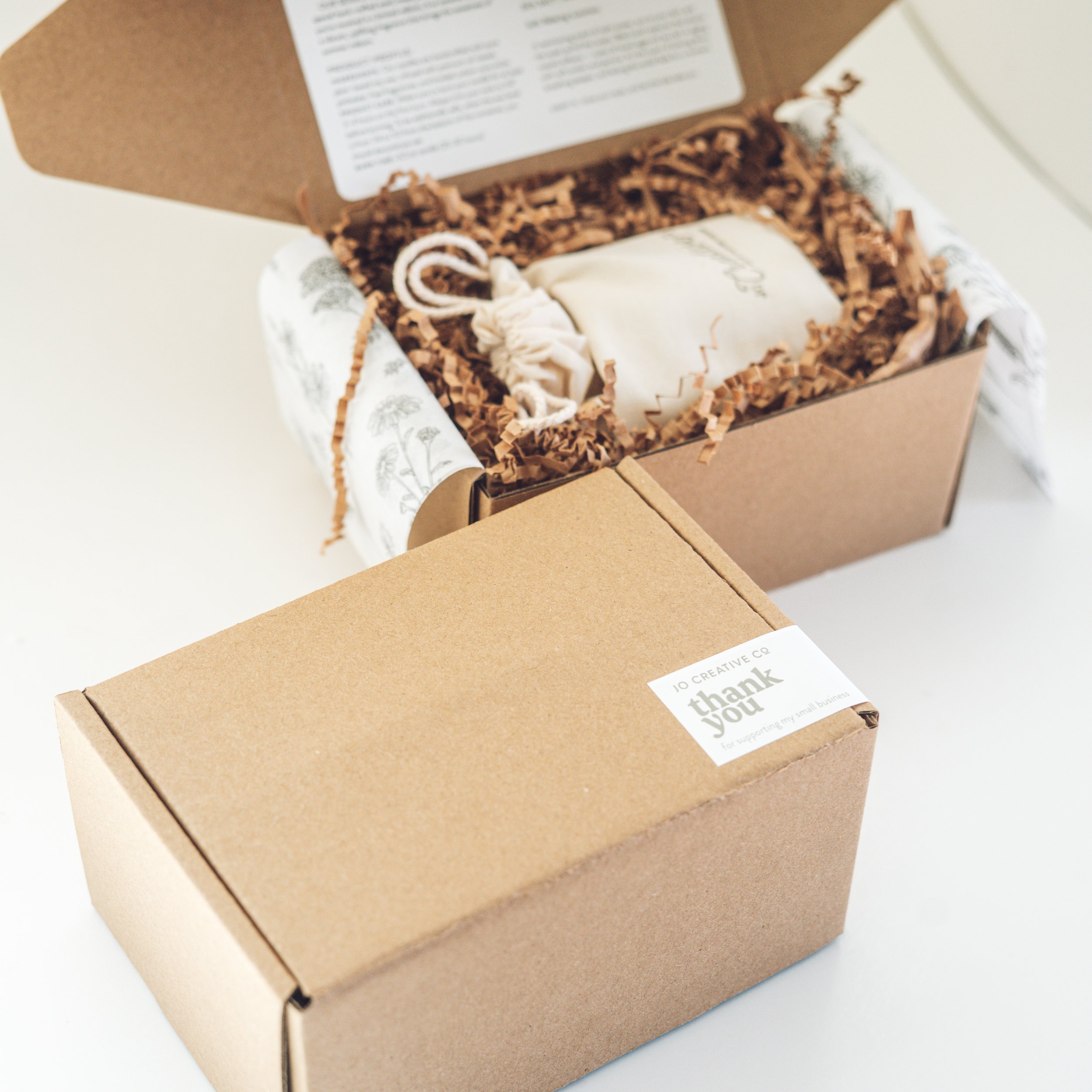 Subscritpion Candle Packaging 1.jpg