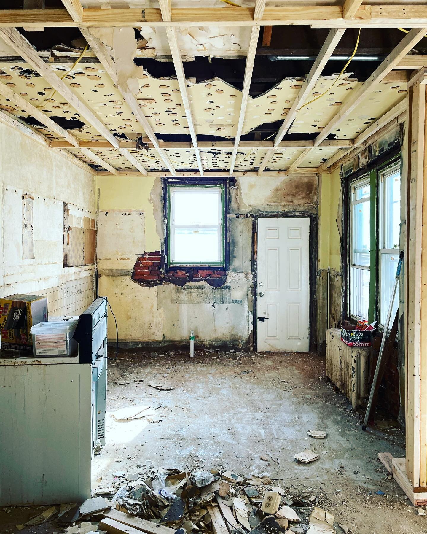 ✅Draw inspections

#phillyrealestate #philadelphiarealestate
#realestate #realestateinvesting #phillyrowhomes #philadelphia #philly #phillyfixandflip #fixerupper #fixandflip #investmentproperty #privatelending #hardmoneylender #feetonthestreet #finan