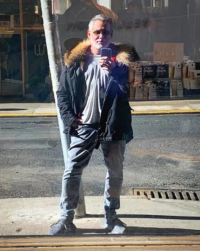 Starting to get some strong sun and I can't wait for spring this is becoming a fashion show of heavy coats but makes me crazy this page is so seasonal because #sun #reflections #citylife #gaystagram #instagay #love #gratitude #mrandmrsitaly
