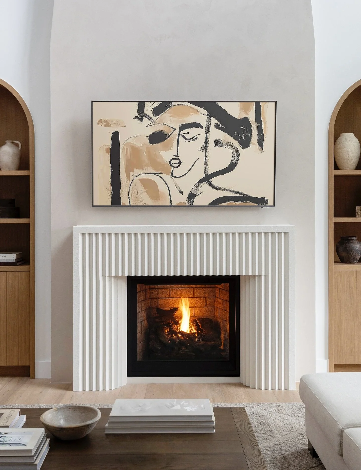 This surround features a fluted, triangular profile, meticulously fabricated as one seamless cast. The crisp detailing brings depth and character to an otherwise minimalistic form.

📸: @pineconecamp 
Interior Design: @ashleydeboerinteriors 
Builder: