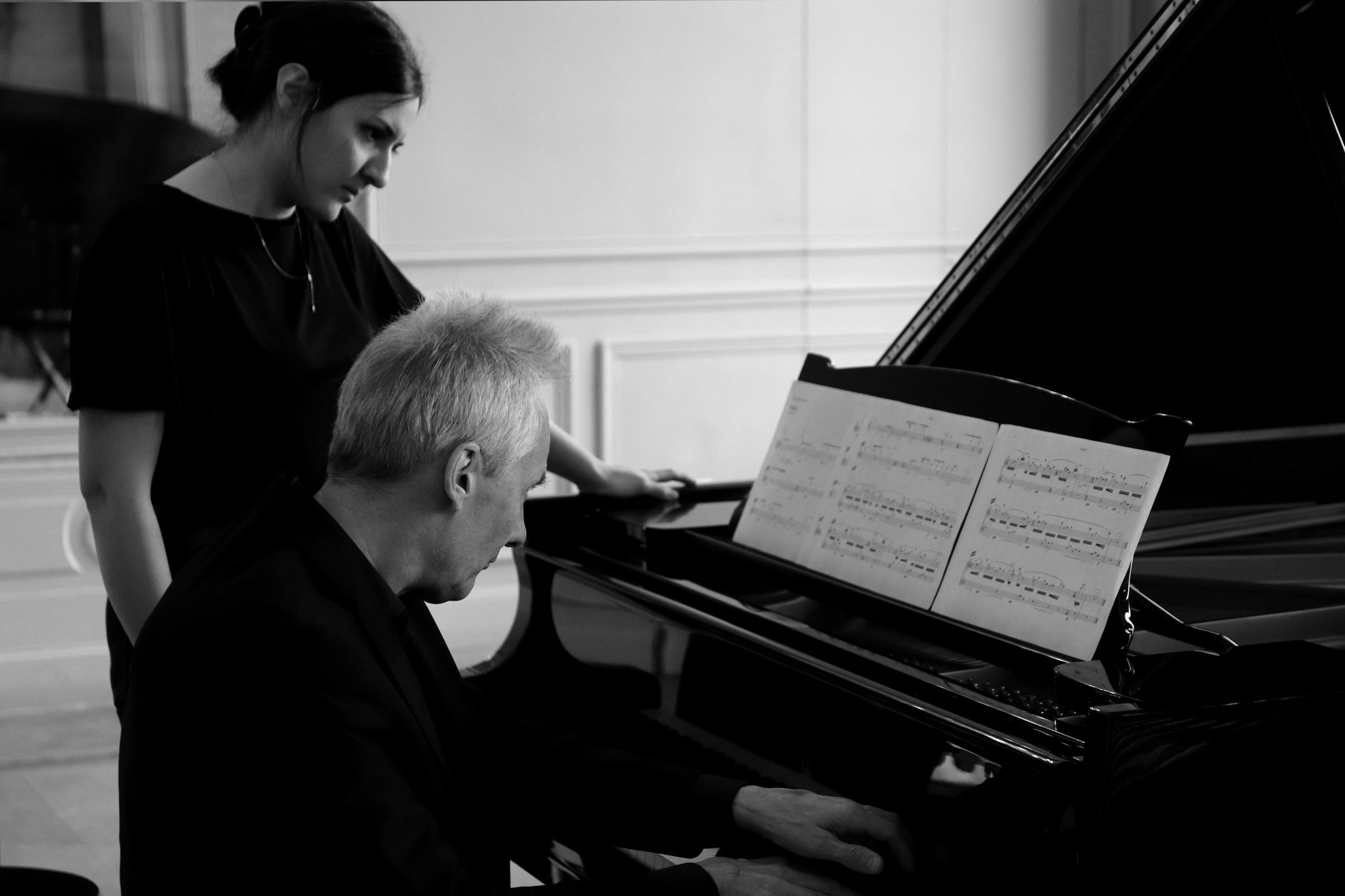  © Gary Gorizian    With Jean-Marie Cottet (piano) 