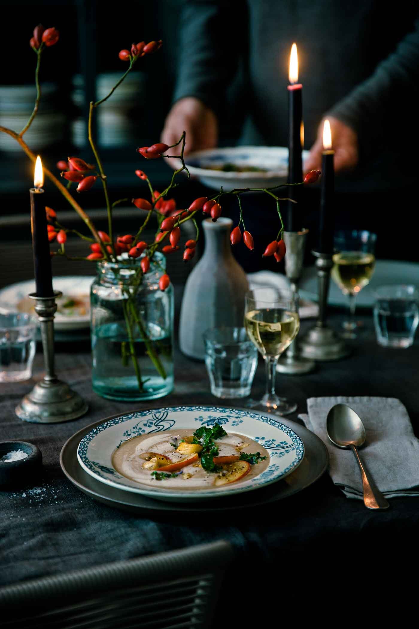 maronensuppe-apfel-gruenkohl-weihnachtsmenu-rezepte-veggielicious-food-fotografie-311-dt-hoch.jpg