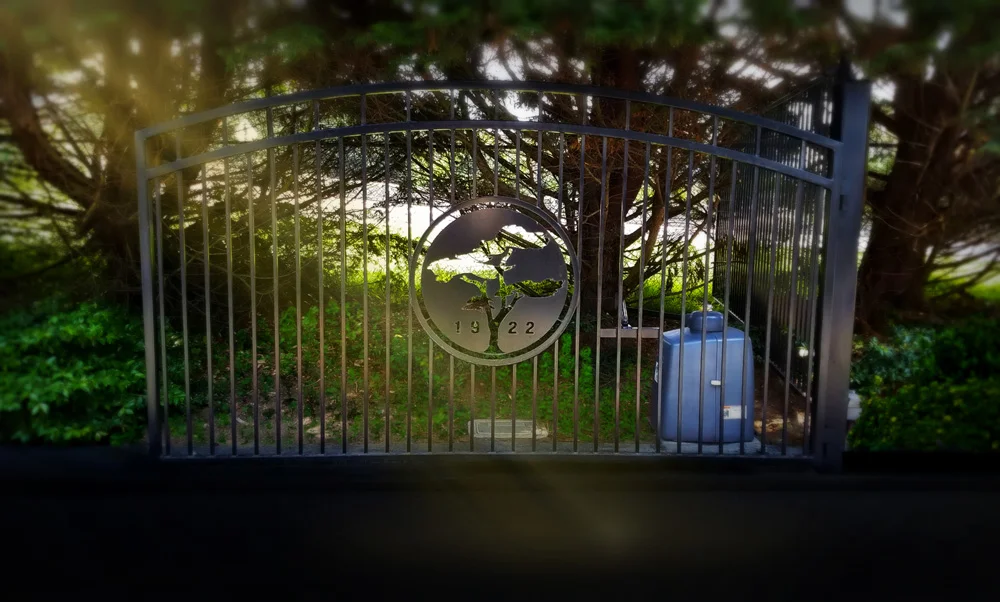 Golf Course Gate Design