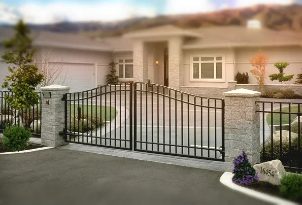 SIMPLE ELEGANT SWING GATE