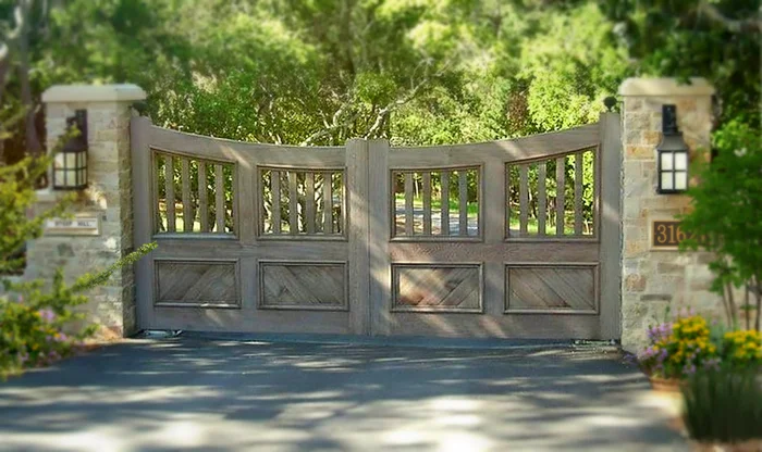 Atherton Swing Gate