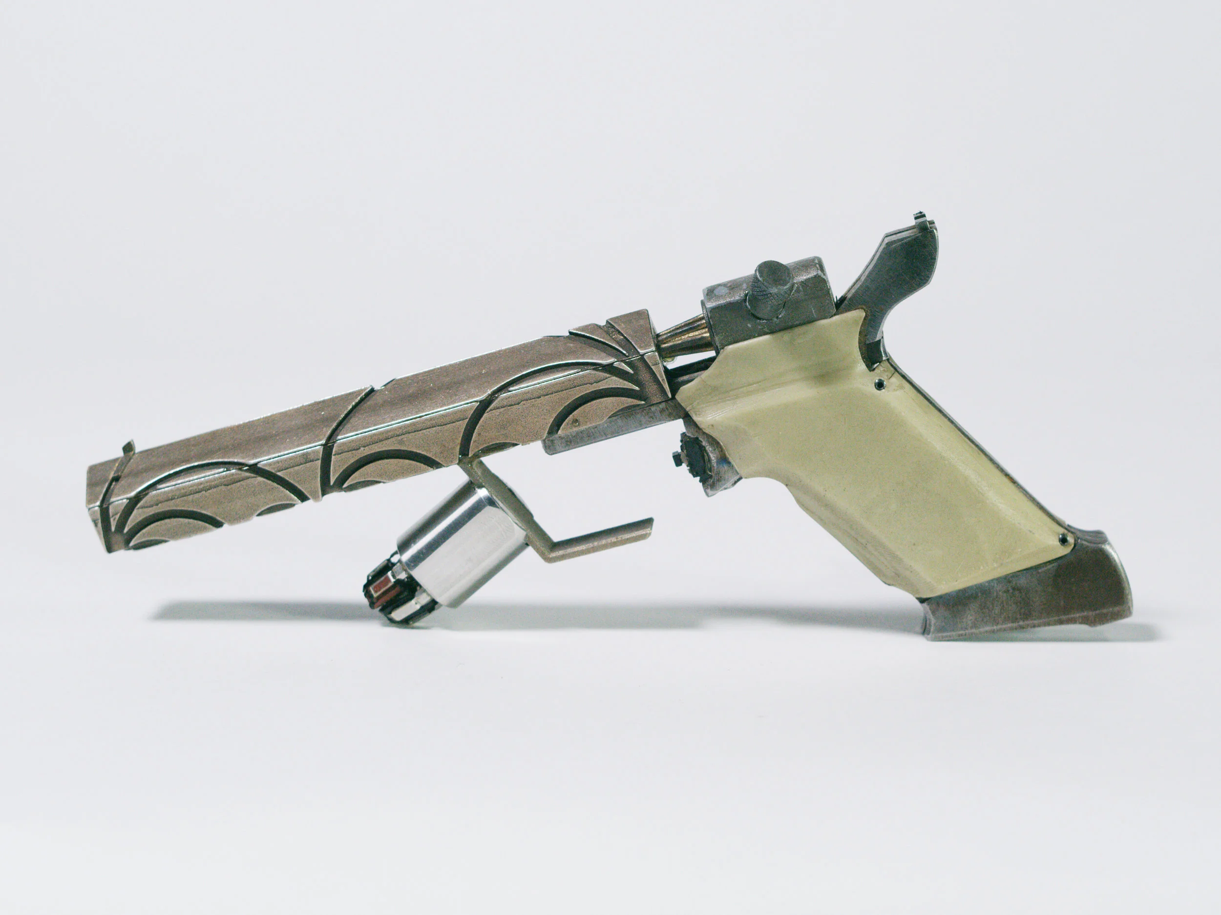 Ezra Pistol.jpg