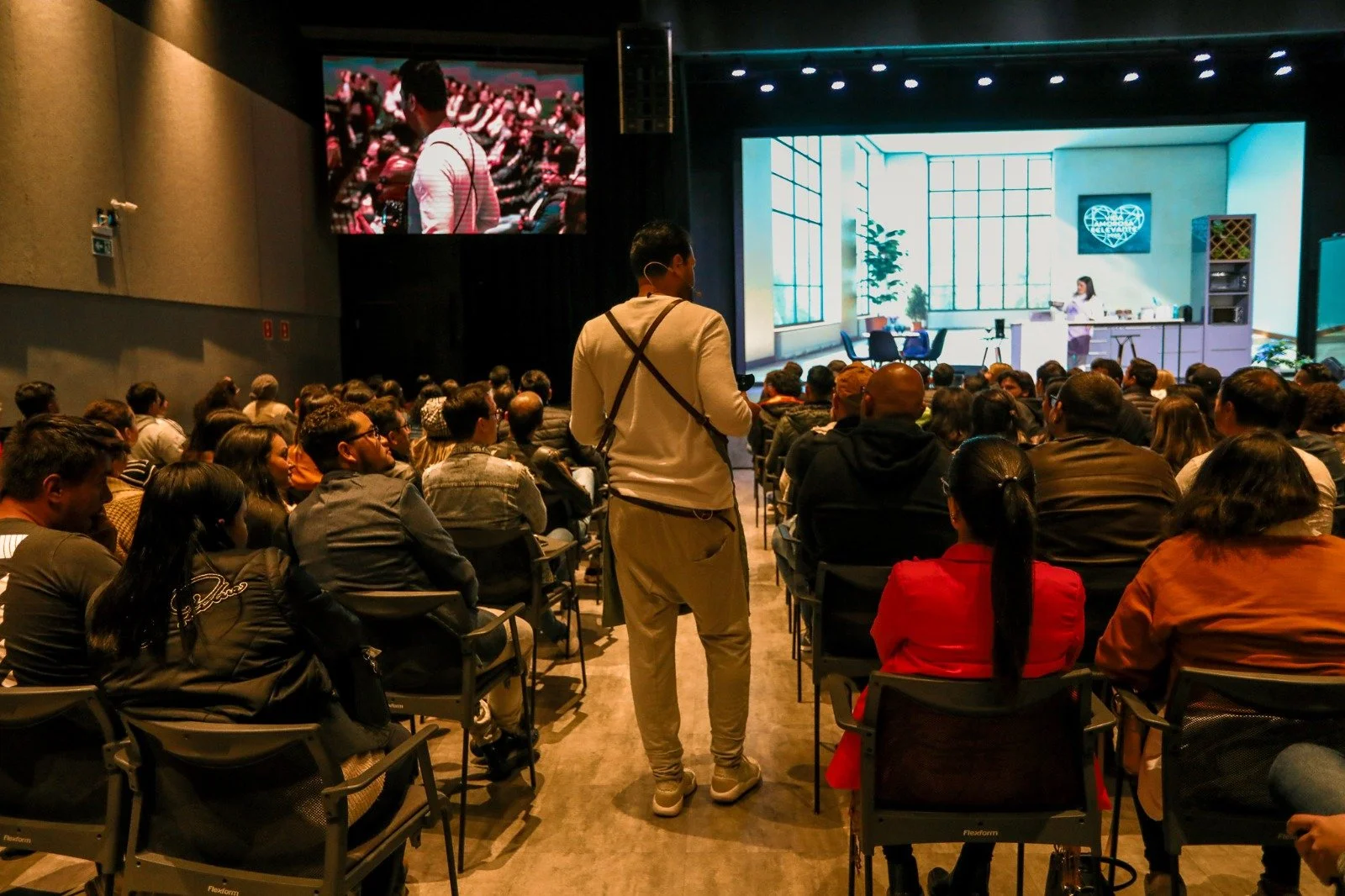 WhatsApp Image 2023-06-17 at 22.01.28 (1).jpeg