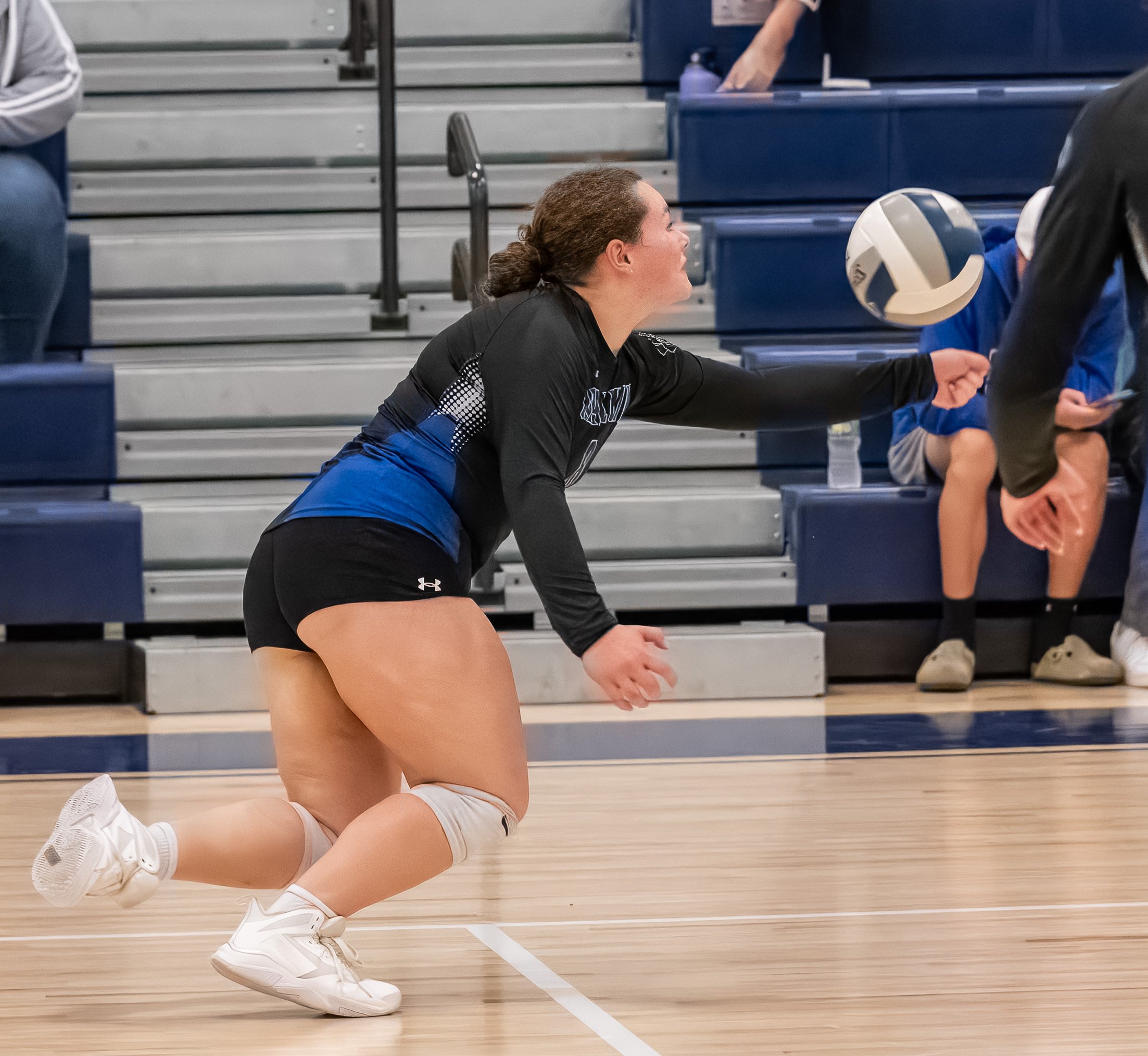 2024-09-24 Varsity Volleyball vs. F.D.R.-81.jpg
