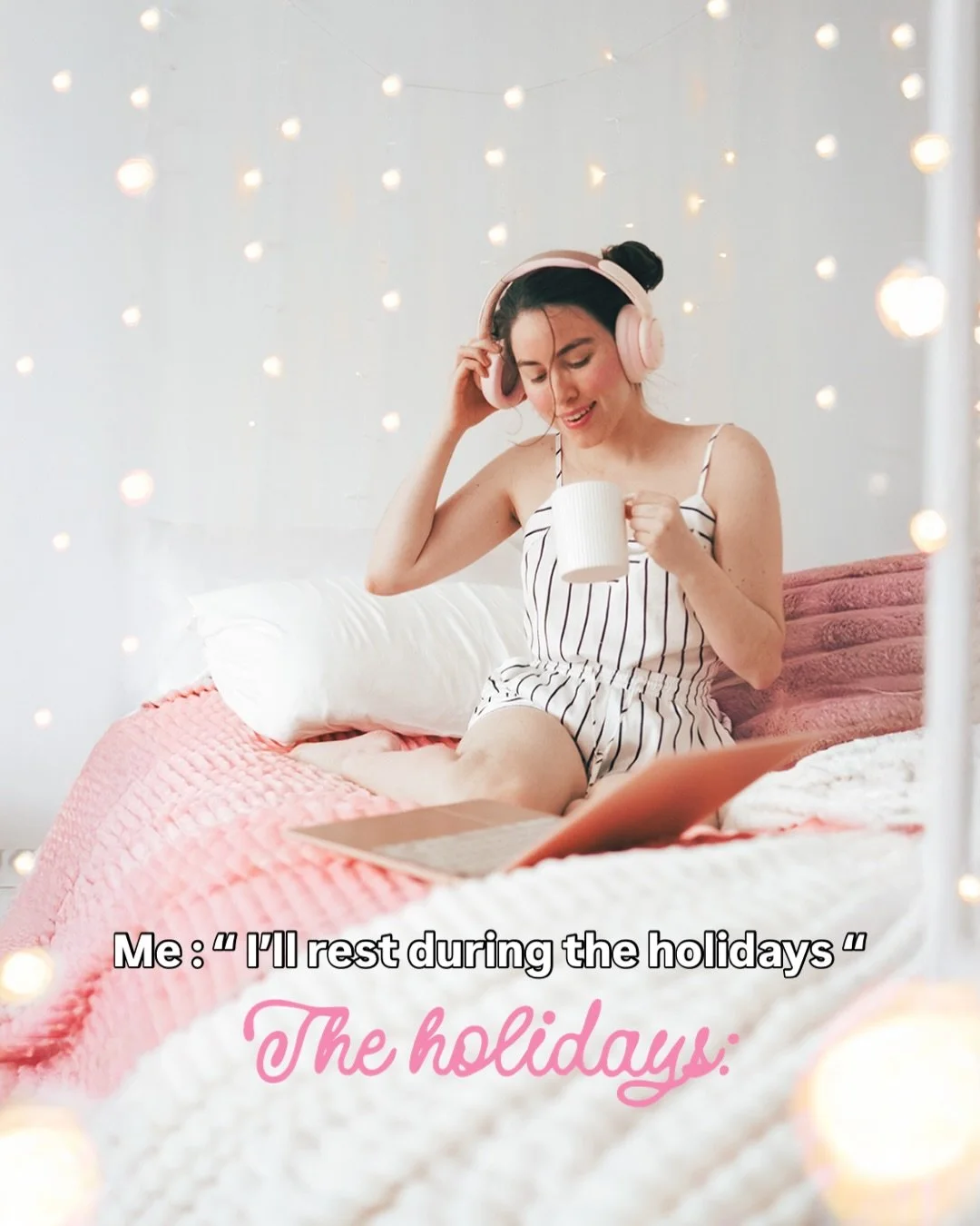 HAPPY CHRISTMAS EVE 😍❄️🎄 in my cozy creative delulu era ✨

holidays =
resting
reflecting
randomly rebranding my whole life

LMK 👀 what&rsquo;s in YOUR survival kit this season? 🎄

#merrychristmaseveryone #cozycreativehome #christmaseve #holidaymo