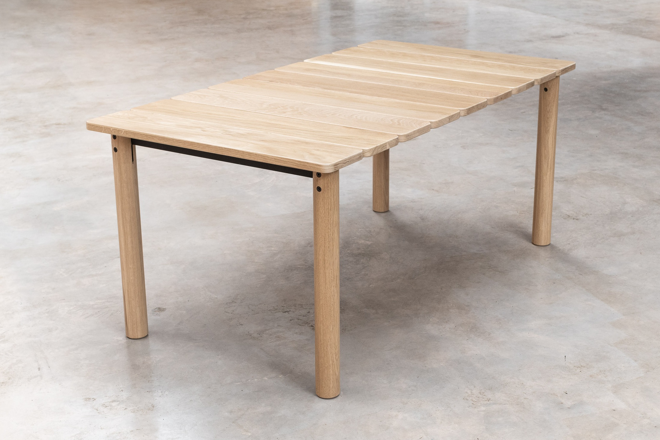 Not_Another_Chair_piece_by_piece_table_oak.jpg