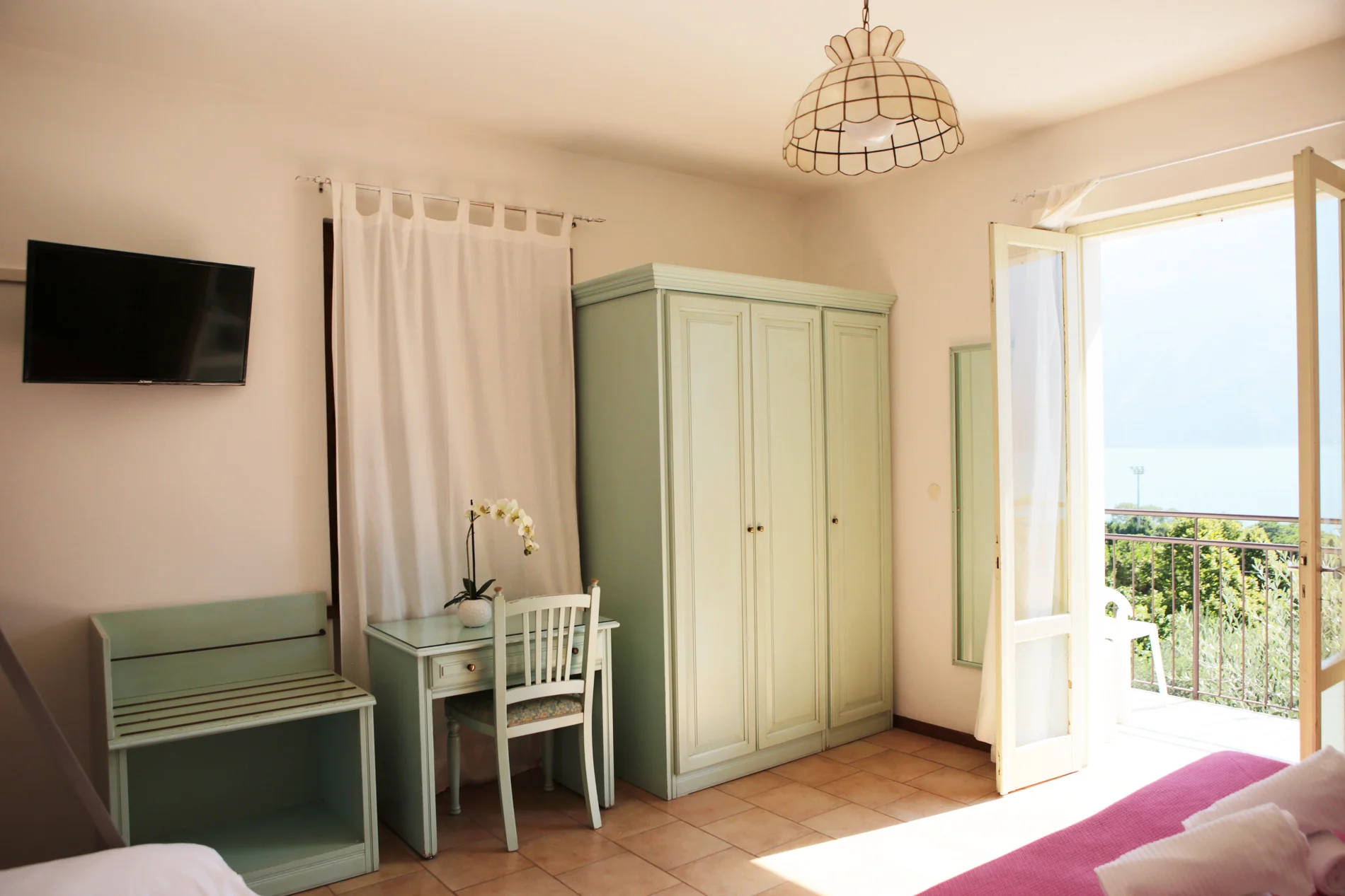 limone_sul_garda_hotel_silvana_camera_vista_lago204.jpg