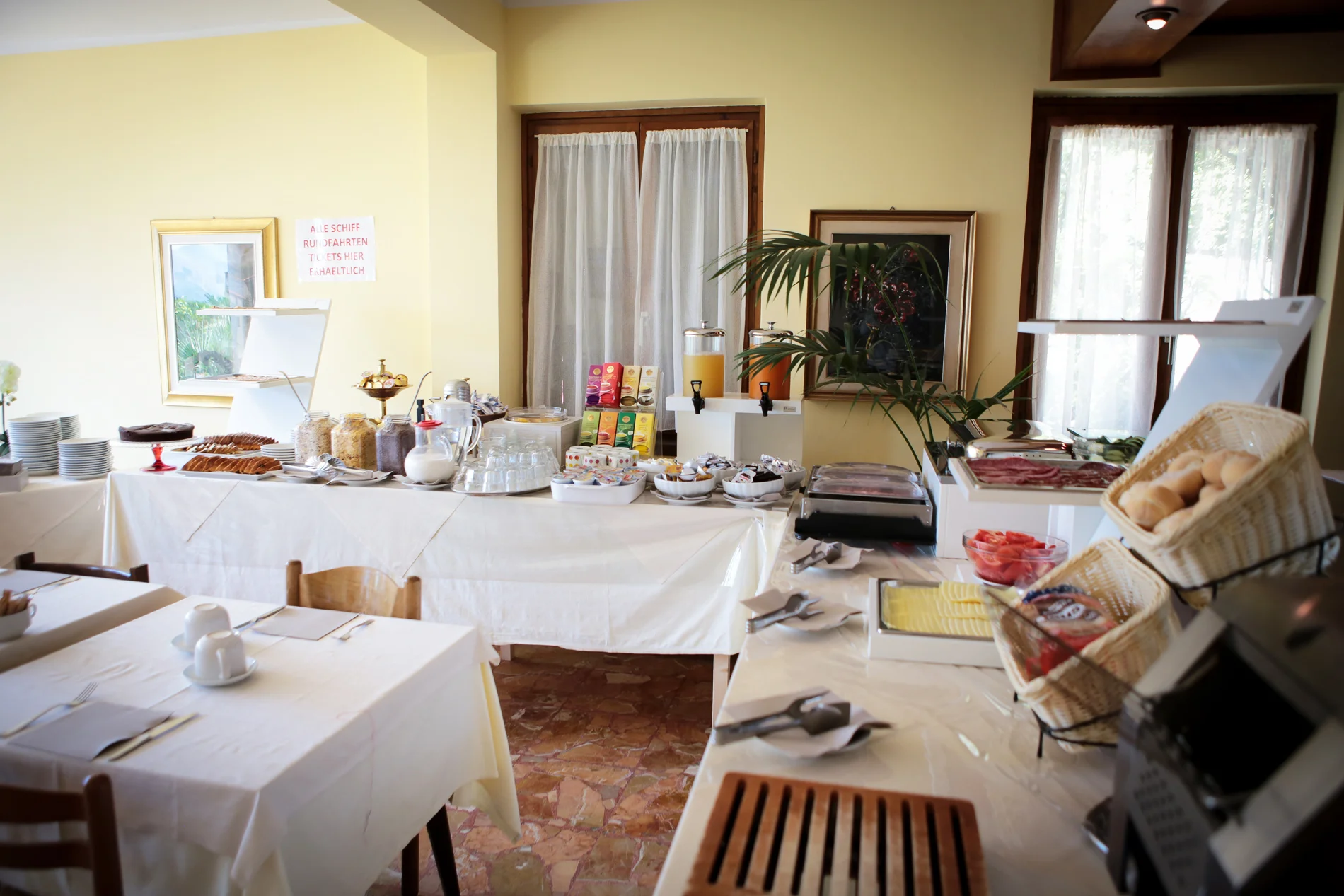 limone_sul_garda_hotel_silvana_ristorante_colazioni400.jpg