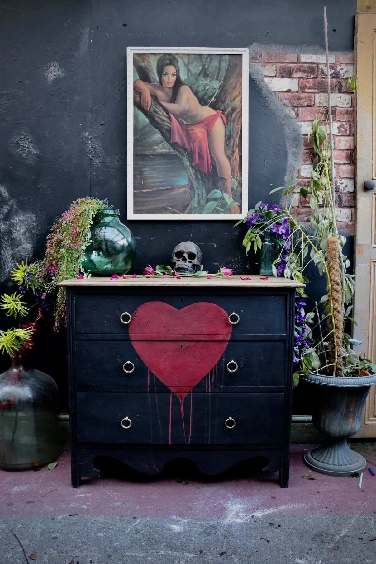 *SOLD*CHEST OF 4 DRAWERS BLACK WITH BLEEDING HEART INDUSTRIAL
