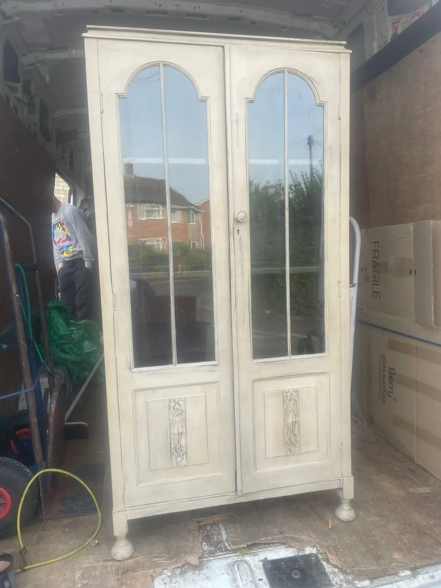 BOOKCASE CABINET EDWARDIAN ARCHED DOORS SHELVING PAINTED glassware