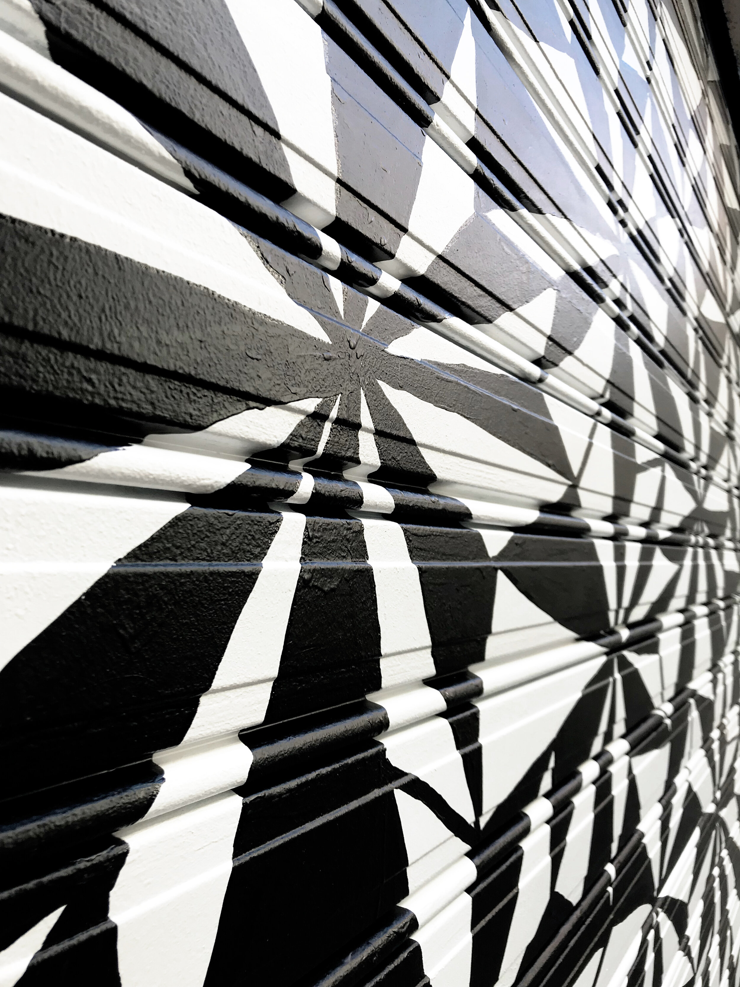 stillonoir_alicehsieh-mural_closeup-angle