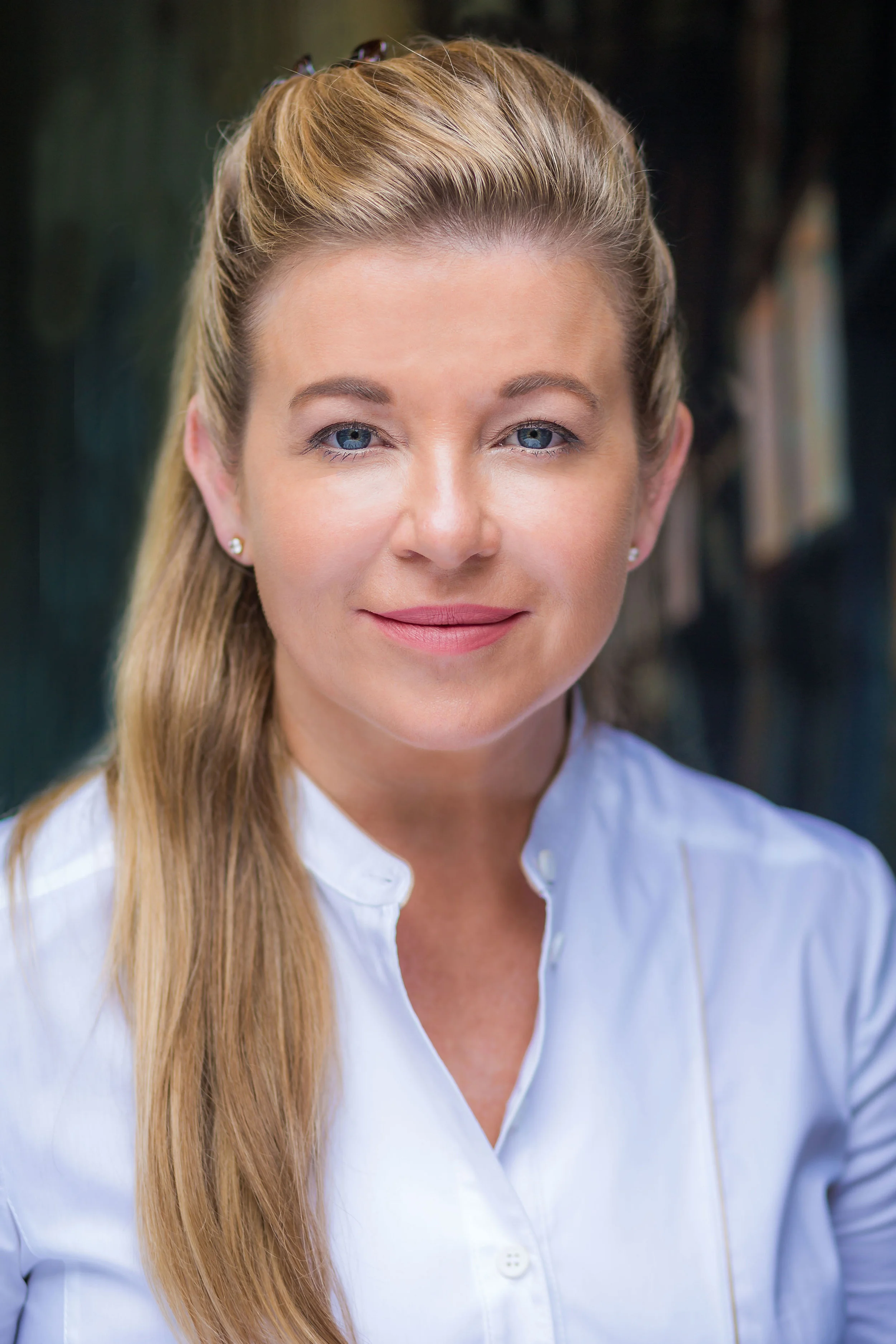 DGHQ_Headshots_SamanthaDavies-4.jpg