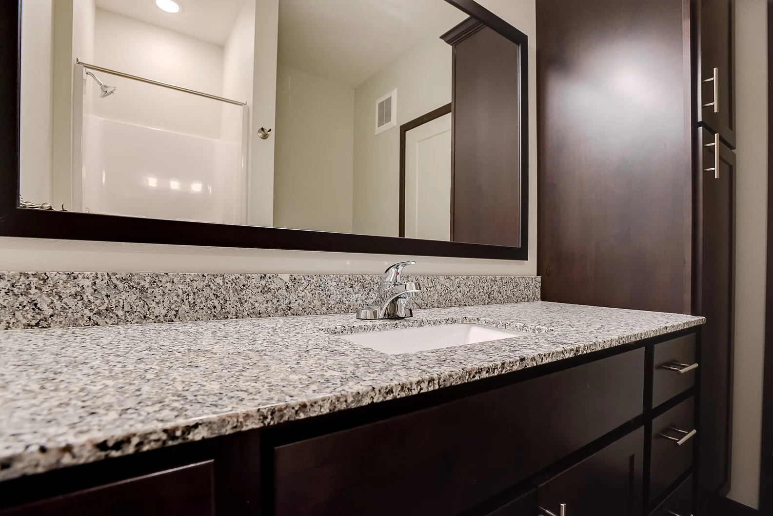 3000-Chestnut-St-114-034.jpg
