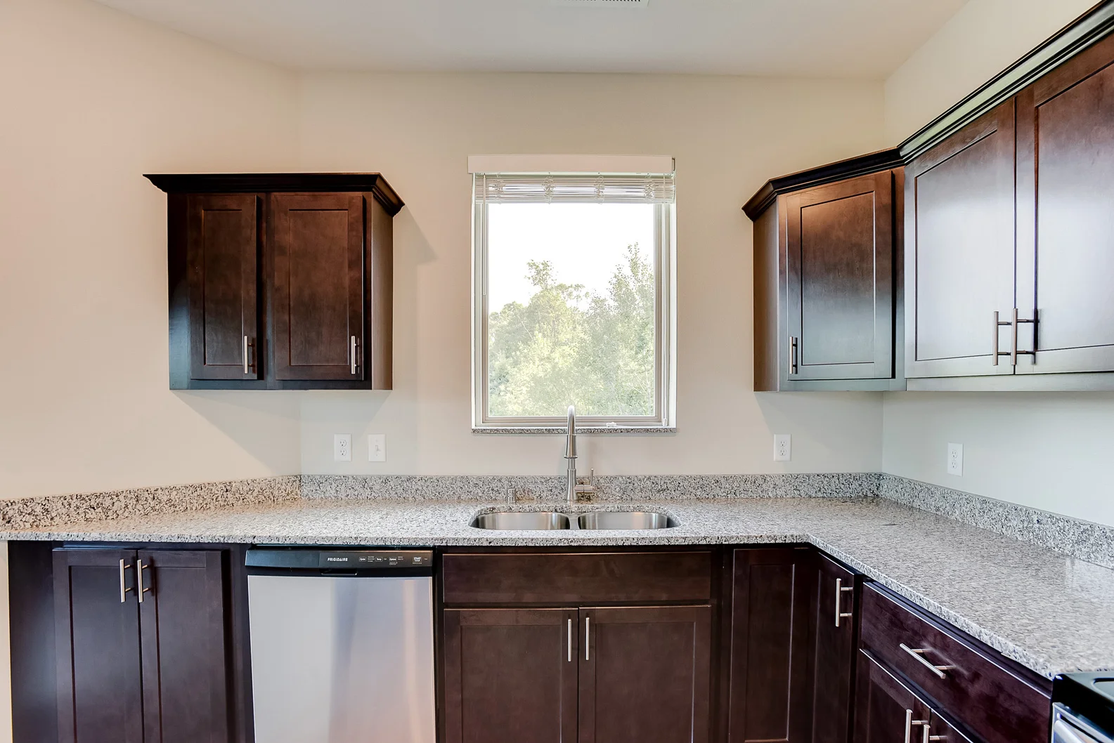 3000-Chestnut-St-114-017.jpg
