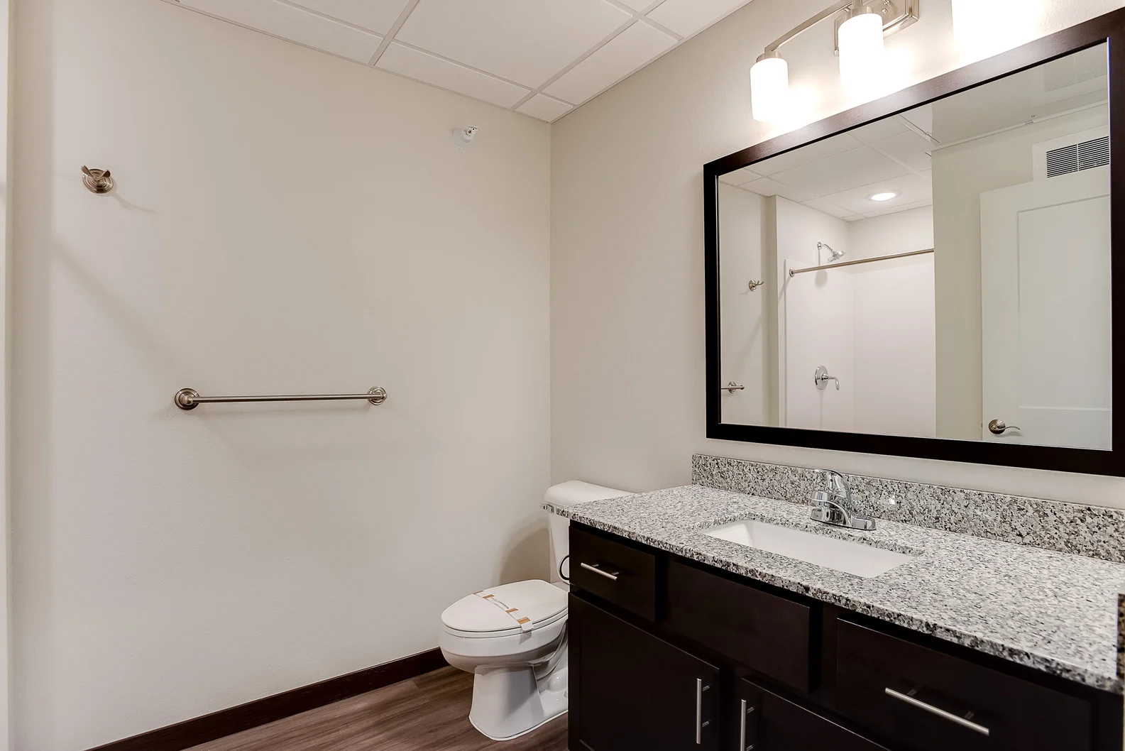 3000-Chestnut-St-319-008.jpg