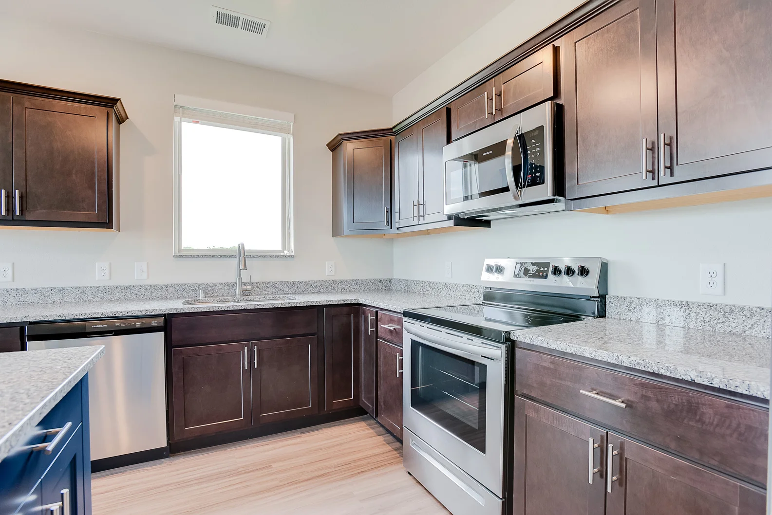 3000-Chestnut-St-332-012.jpg