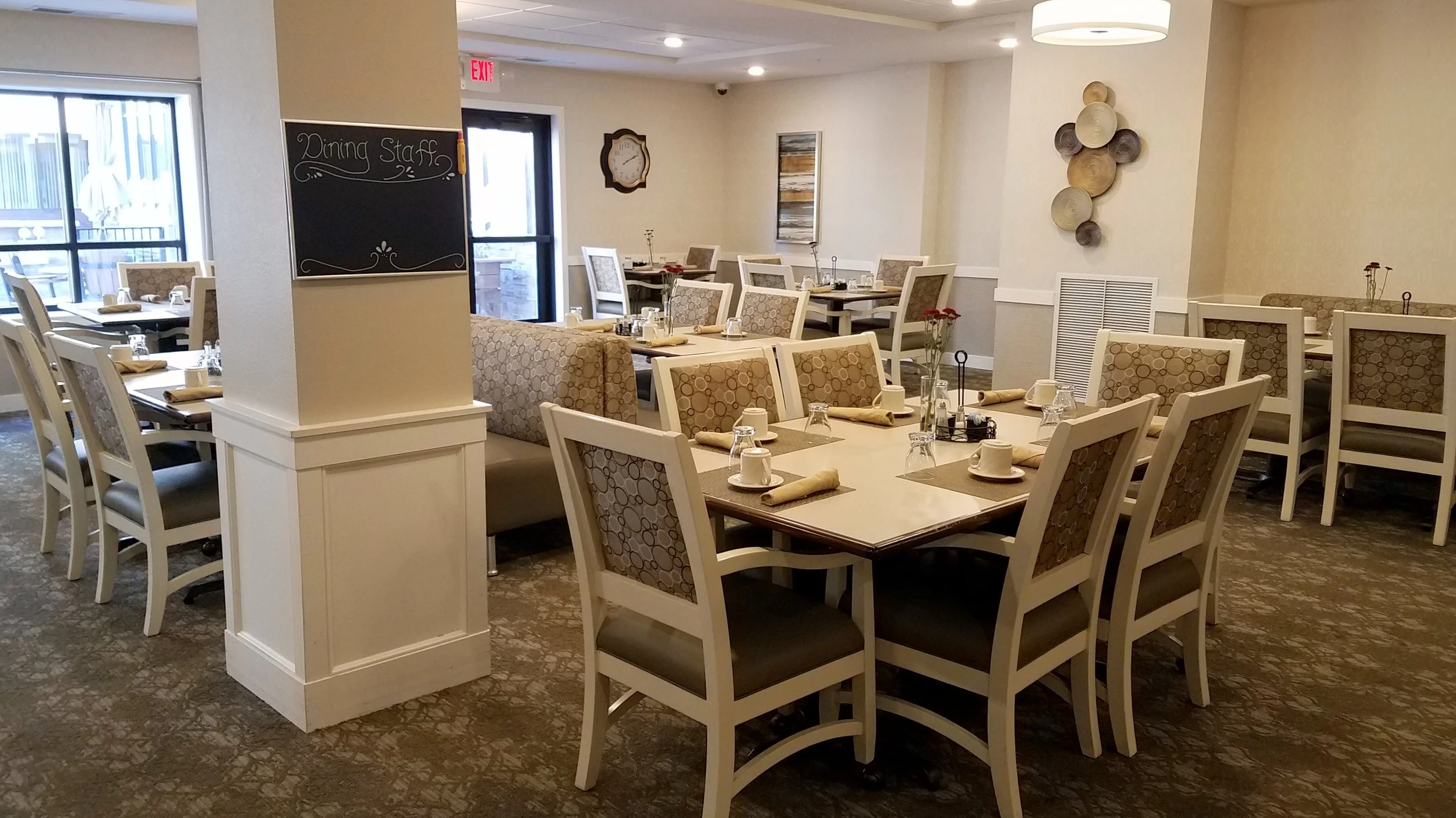 dining room.jpg